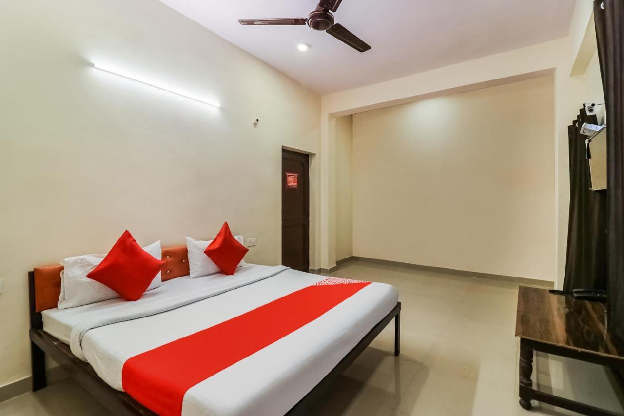 Oyo Hotel Mg Residency Rishīkesh Esterno foto